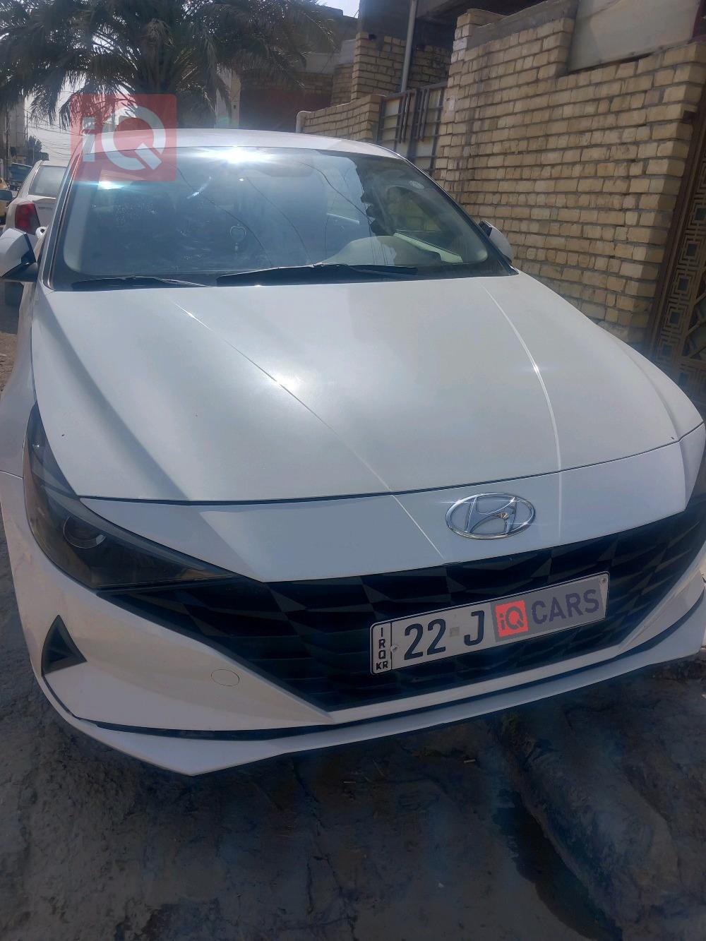 هیوندای ئەلەنترا